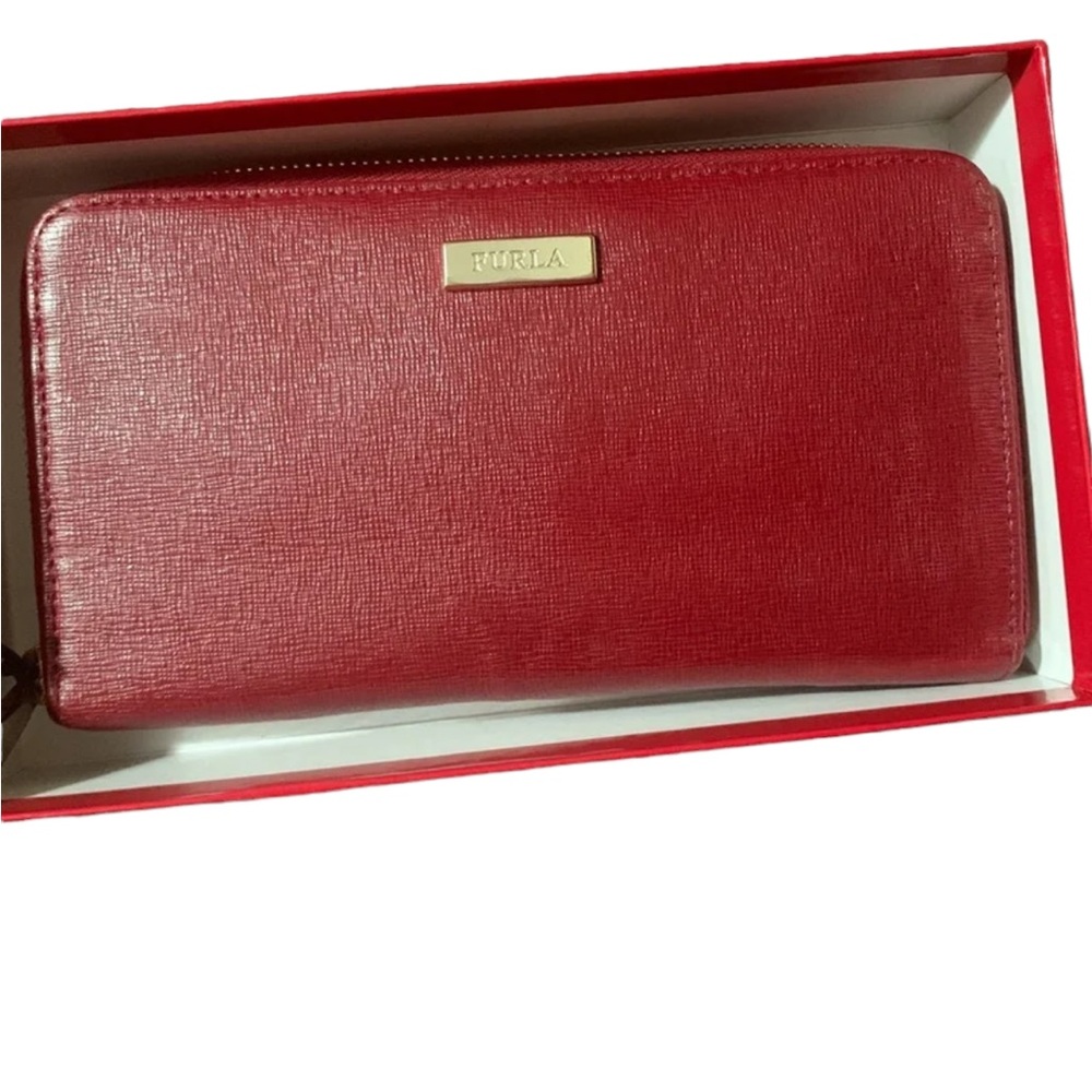 FURLA Wallet Good condition